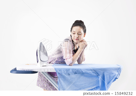 Housewife_070 15849232