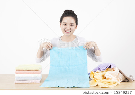 Housewife_081 Housewife_081 15849237