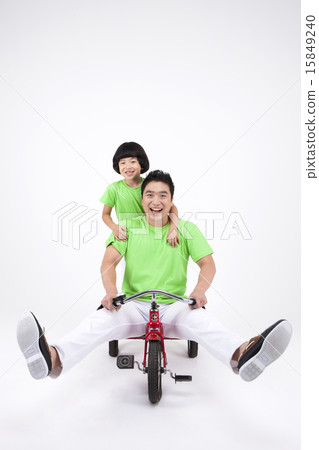 Dad & Son_058 Dad & Son_058 15849240