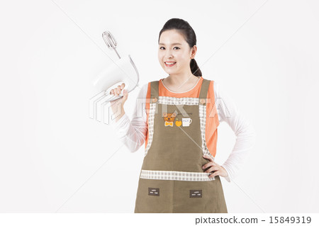 Housewife_151 Housewife_151 15849319