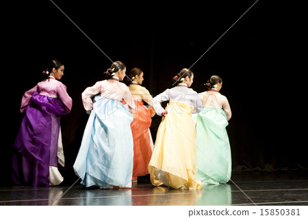[PHO190] Korean dance_042 15850381