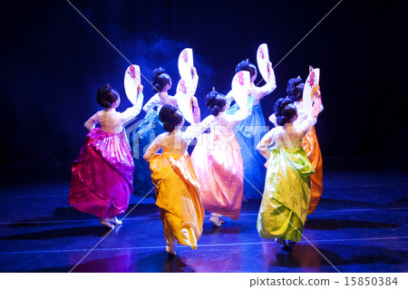 [PHO190] Korean dance_056 15850384