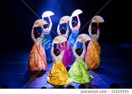 [PHO190] Korean dance_084 15850395