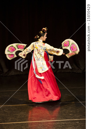 [PHO190] Korean dance_079 15850429