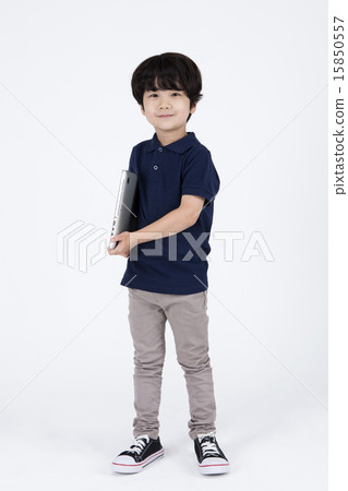 [PHO188] male child_060 15850557