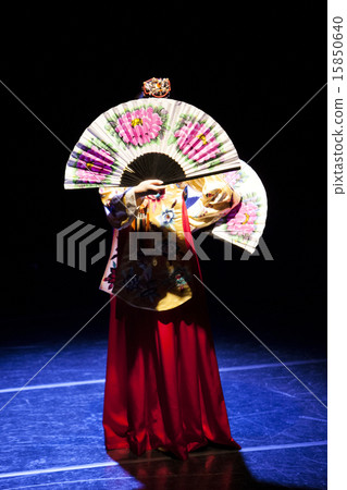 [PHO190] Korean dance_082 15850640
