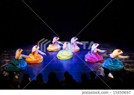 [PHO190] Korean dance_046 15850697