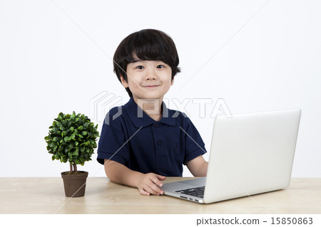 [PHO188] male child_074 15850863