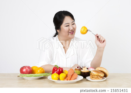 [PHO193] fat woman_261 15851431