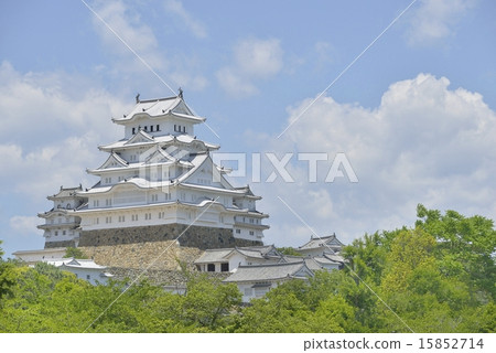 Himeji Castle (From Toyoshiki Trace Park) Himeji Castle (From Toyoshiki Trace Park) 15852714