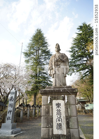 Namiko Shrine 15852938