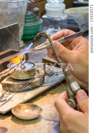 Jewelry Studio 15858571