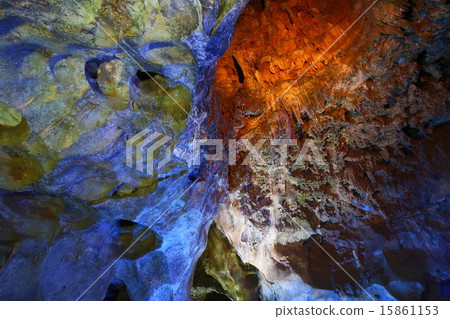 Inazumi Underwater Limestone Cave Light-up (Bungo-Ono City) Inazumi Underwater Limestone Cave Light-up (Bungo-Ono City) 15861153