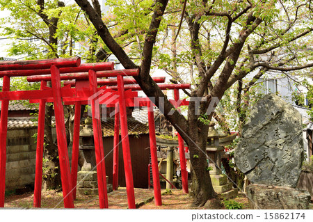 平田稻荷神社的山區陳詞濫調 15862174