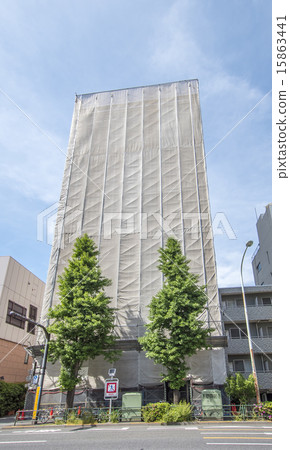 正在進行大修工作的公寓 15863441