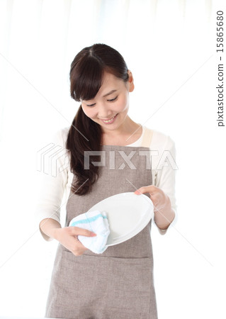 Housewives to wipe the dishes Housewives to wipe the dishes 15865680