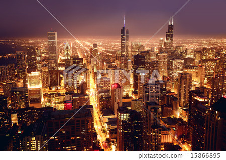 Aerial view of Chicago downtown 15866895