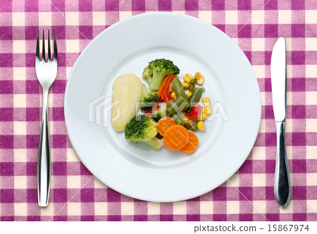 Fried vegetables on the plate 15867974