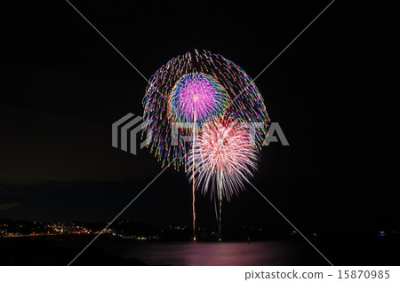 Fireworks 15870985