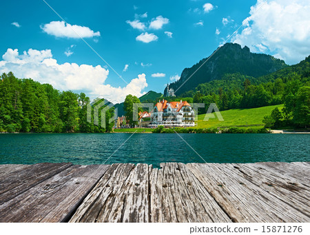 Alpsee lake at Hohenschwangau near Munich Alpsee lake at Hohenschwangau near Munich 15871276