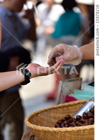 Yokohama Chinatown specialty cakes 15878216