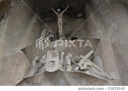 Sagrada Familia Passion façade (Crucifixion of the Christ, Veronica and the Evangelion) 15879145