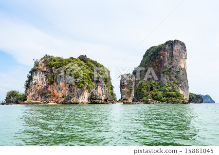 Landscape KhaoTapu or James Bond Island Landscape KhaoTapu or James Bond Island 15881045