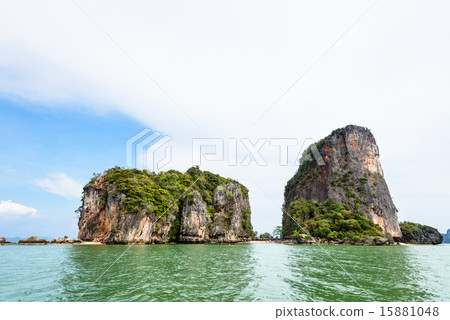 Landscape KhaoTapu or James Bond Island Landscape KhaoTapu or James Bond Island 15881048