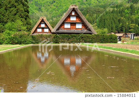 Spring Shirakawa Town 15884011