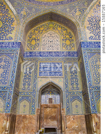 Mosaic ornament in Shah Mosque in Isfahan, Iran Mosaic ornament in Shah Mosque in Isfahan, Iran 15887165