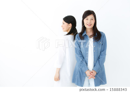 Parent and child back to back 15888343