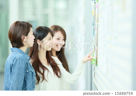大學生/專業學生形象 15889759