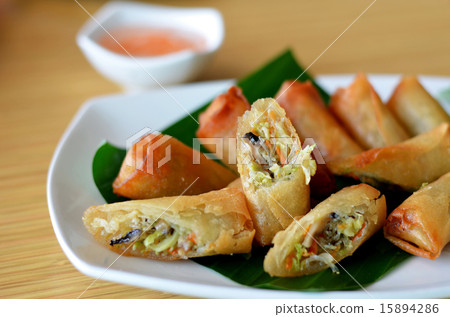 spring rolls spring rolls 15894286