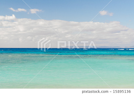 Okinawa Prefecture Haterumajima Nishihama 15895136
