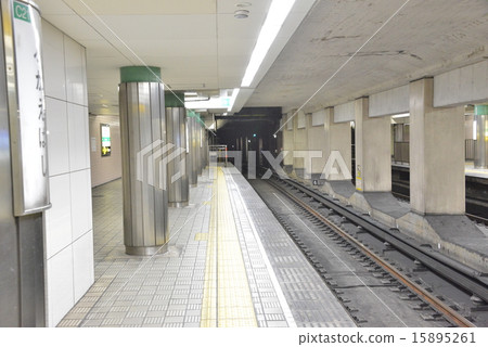 Subway home 15895261
