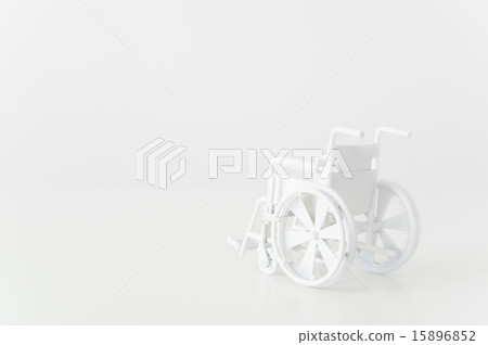Nursing care image: wheelchair 15896852