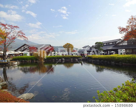 Kawaba Country Plaza 15898680