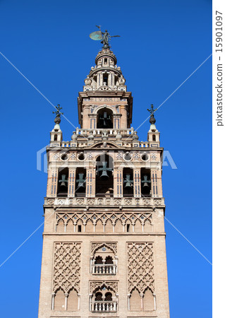 La Giralda Bell Tower in Seville 15901097