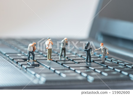 Crime scene. Man robbing a businessman.  15902600