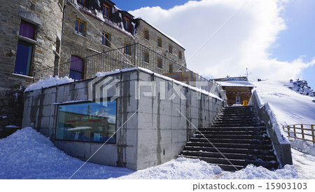 building gornergrat 15903103