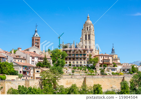 Segovia Old town 15904504