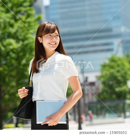 新鮮的商業女性形象 15905031