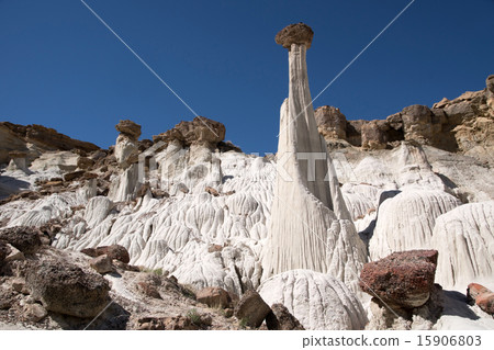 Wahweap Hoodoos, Utah, USA 15906803