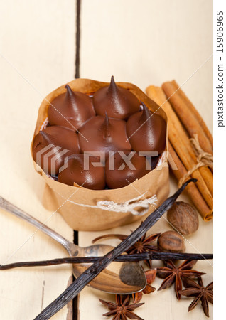 chocolate vanilla and spices cream cake dessert chocolate vanilla and spices cream cake dessert 15906965