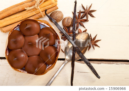 chocolate vanilla and spices cream cake dessert chocolate vanilla and spices cream cake dessert 15906966
