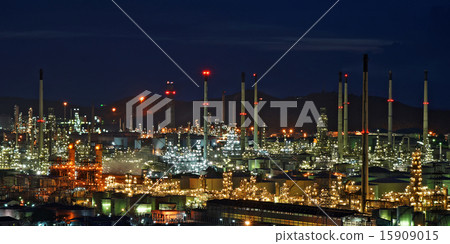 Oil refinery with beautiful sky background Oil refinery with beautiful sky background 15909015