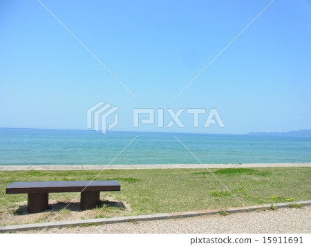 Blue sky and the Sea of Japan Blue sky and the Sea of Japan 15911691