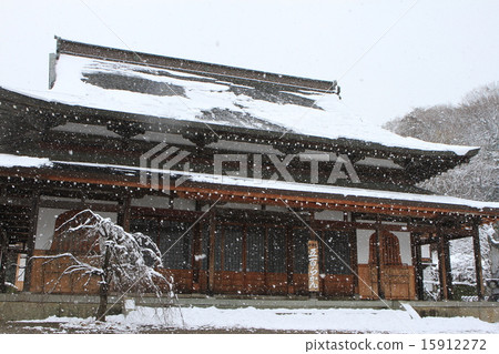雪中的天寧寺(滋賀縣彥根市) 雪中的天寧寺(滋賀縣彥根市) 15912272