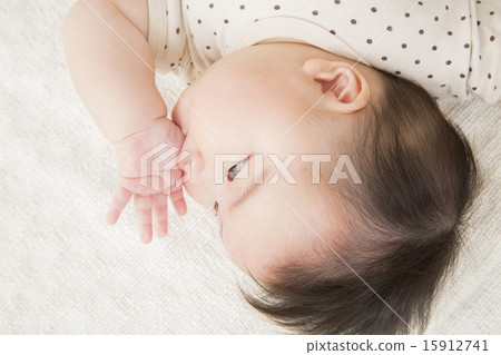 4 month old baby 15912741