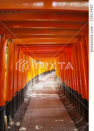 Fushimi Inari-taisha Shrine Kyoto Tourist Attractions 15913487
